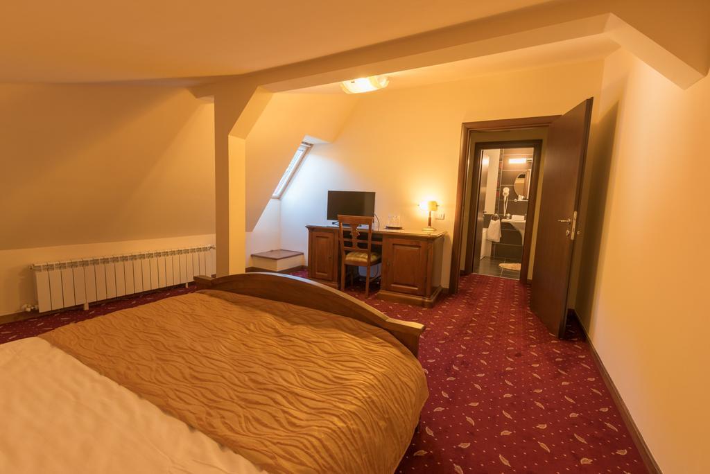 Edelweiss Poiana Hotels Poiana Brasov Quarto foto